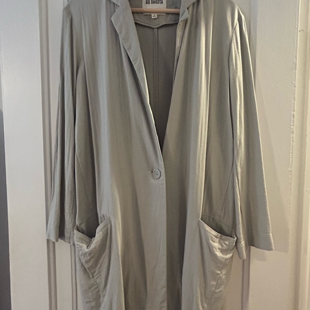 BB Dakota Women's Dove-Grey Lightweight Jacket